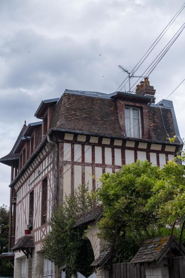 Cabourg Cosy Chic Cabourg Hyper-Centre 4 Pers, 2 Bedrooms , 2 Sdb, Terrasse, Wifi Екстериор снимка